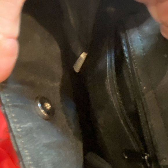 KATE SPADE SMALL HAND TOTE - Picture 8 of 11